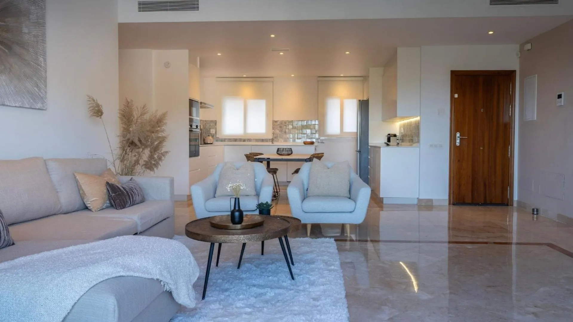 Serene Hideaway, Luxurious 2-Bedroom Penthouse Apartment In The Exclusive Paraiso Pueblo Estepona Spain