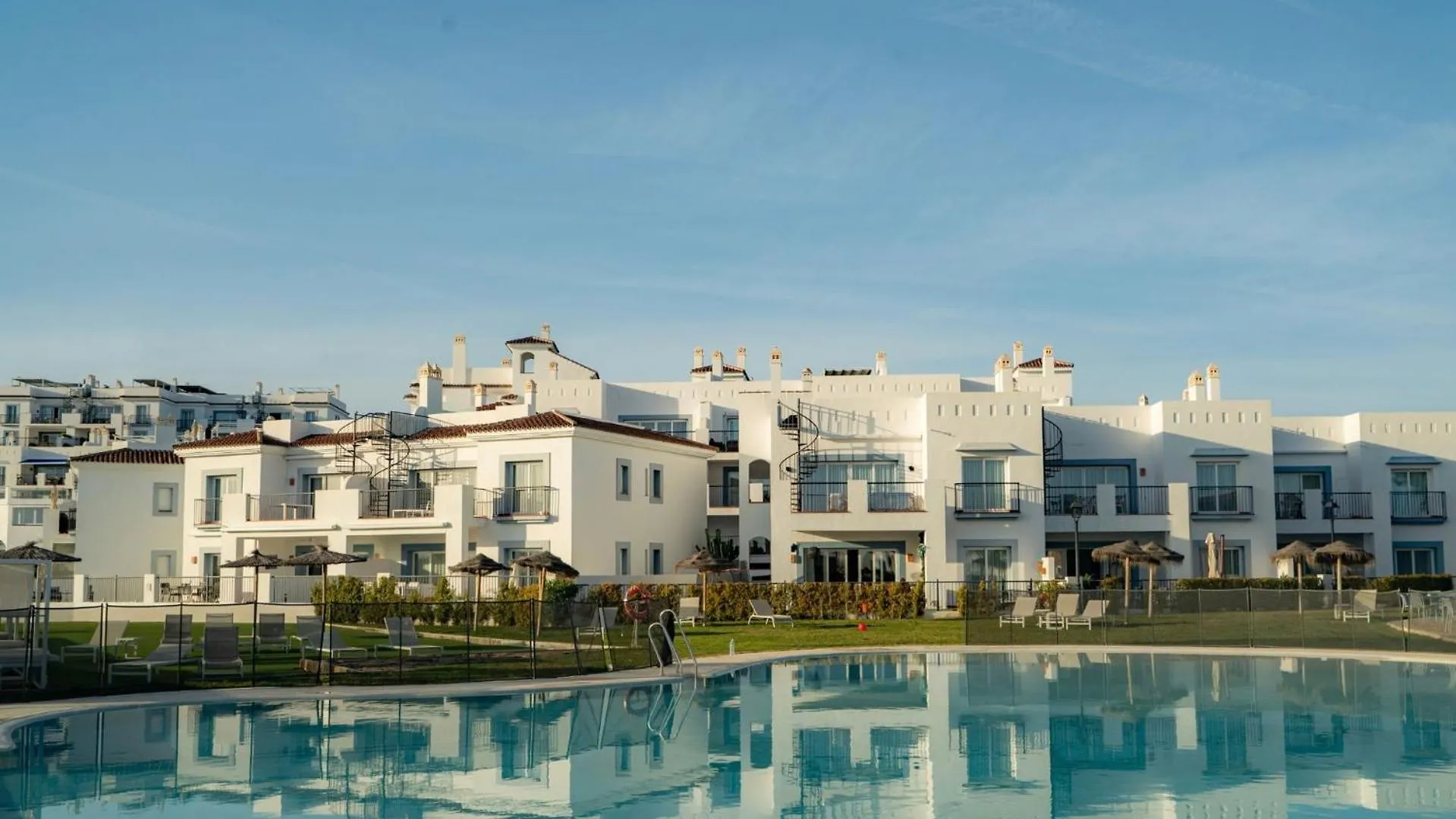 Serene Hideaway, Luxurious 2-Bedroom Penthouse Apartment In The Exclusive Paraiso Pueblo Estepona 0*,  Spain